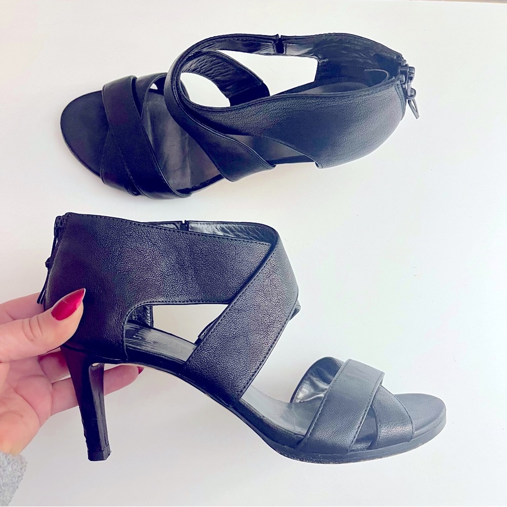 Stuart Weitzman Designer Black Heeled Sandals Size 6